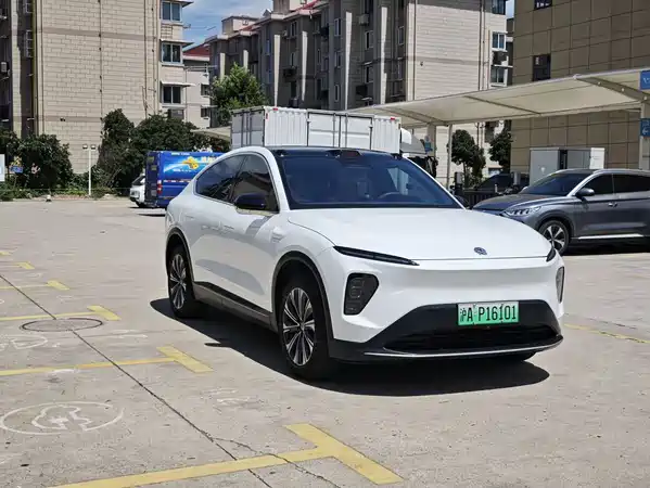 NIO EC7 2024