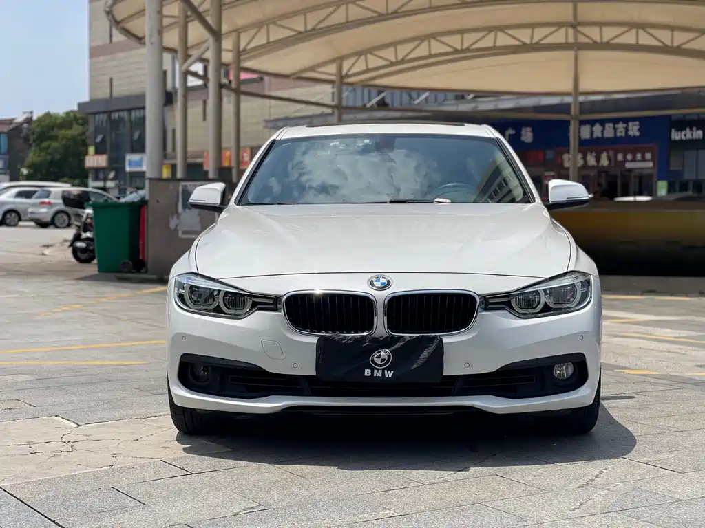 BMW 3 Series 2016