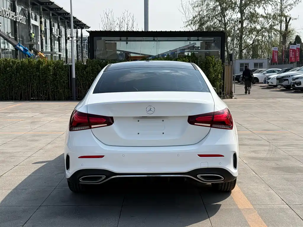 Mercedes-Benz A-Class 2019 — фото 6