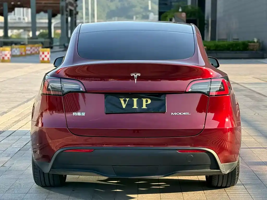 Tesla Model Y 2022 — фото 4
