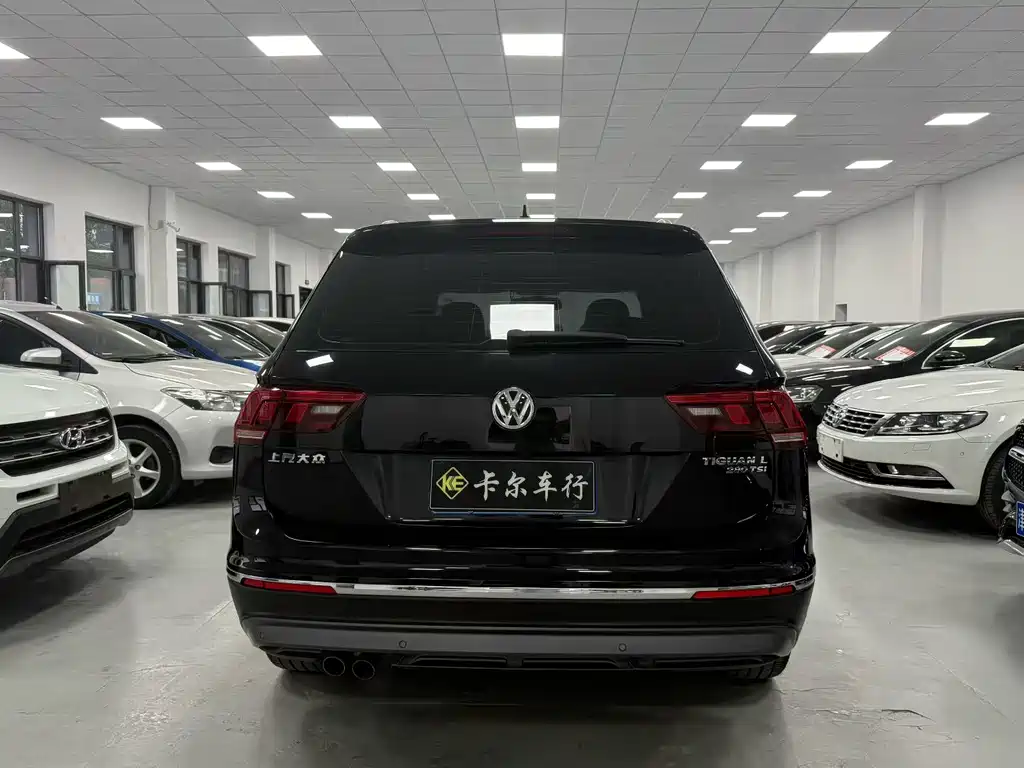 Volkswagen Tiguan L 2020 — фото 8