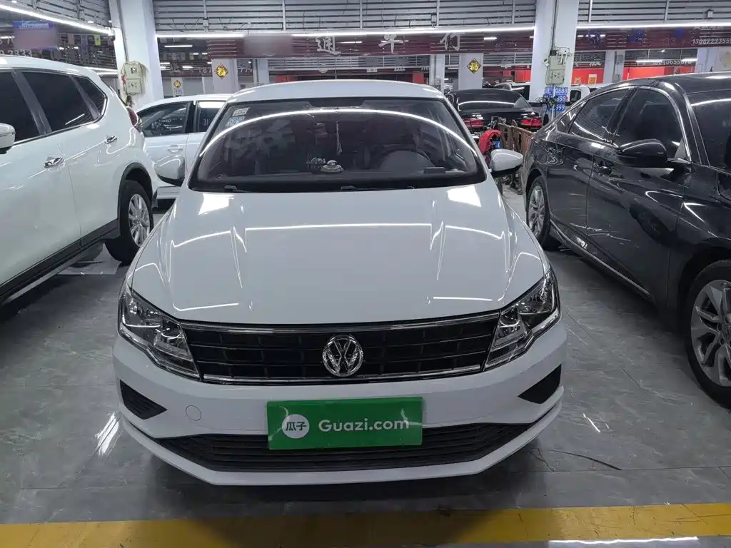 Volkswagen Jetta 2018 — фото 3