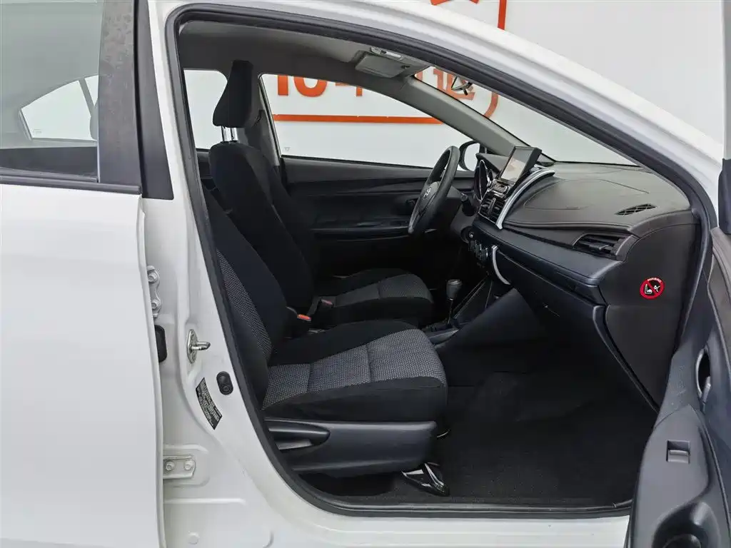 Toyota Vios 2016 — фото 23