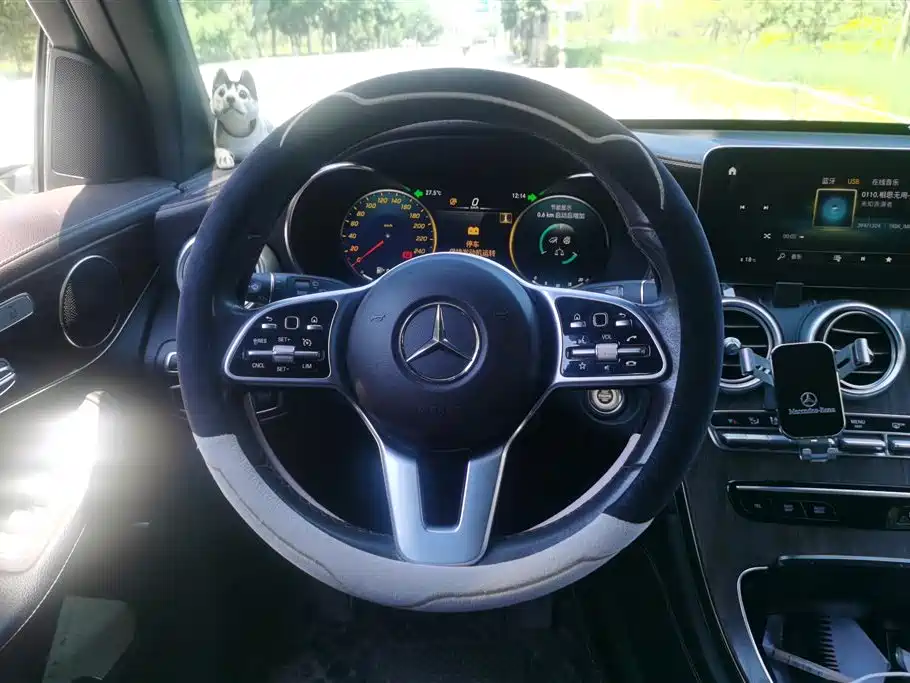 Mercedes-Benz GLC 2020 — фото 15