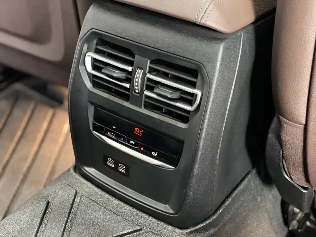BMW i3 2024 — фото 14