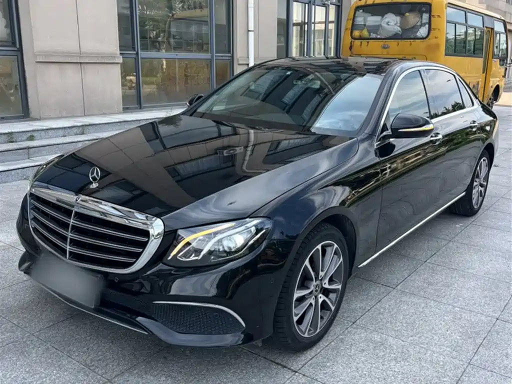 Mercedes-Benz E-Class 2018 — фото 6