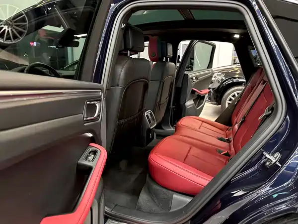 Porsche Macan 2022