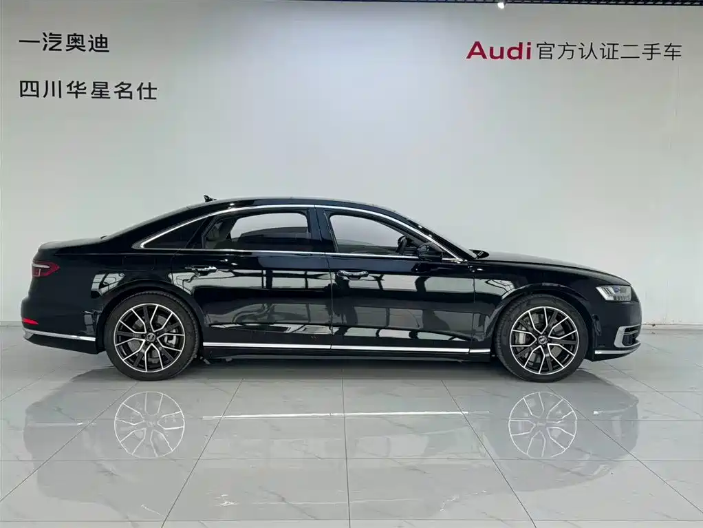 Audi A8 2021 — фото 3