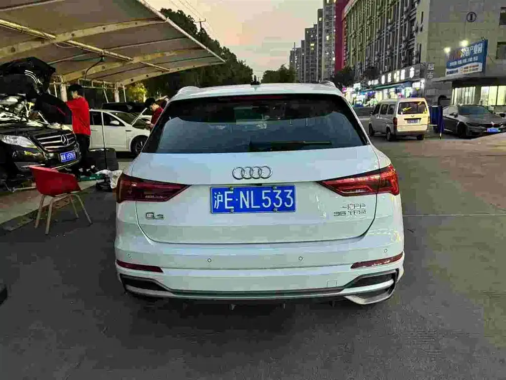 Audi Q3 2022 — фото 4