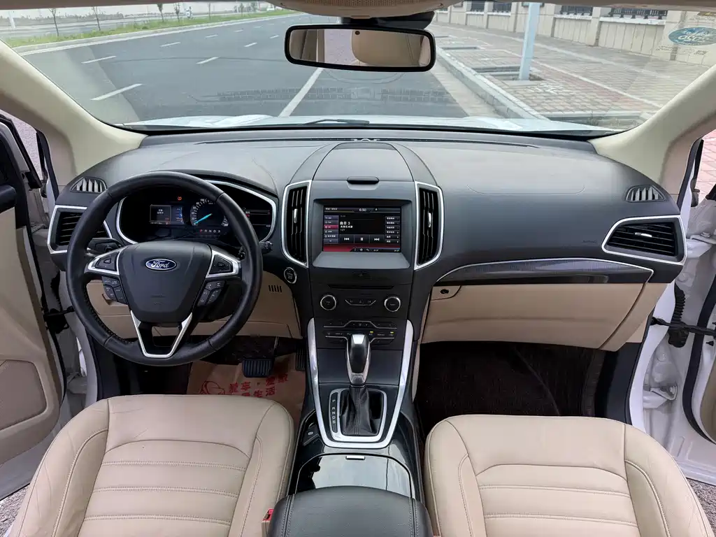 Ford Edge 2015 — фото 8