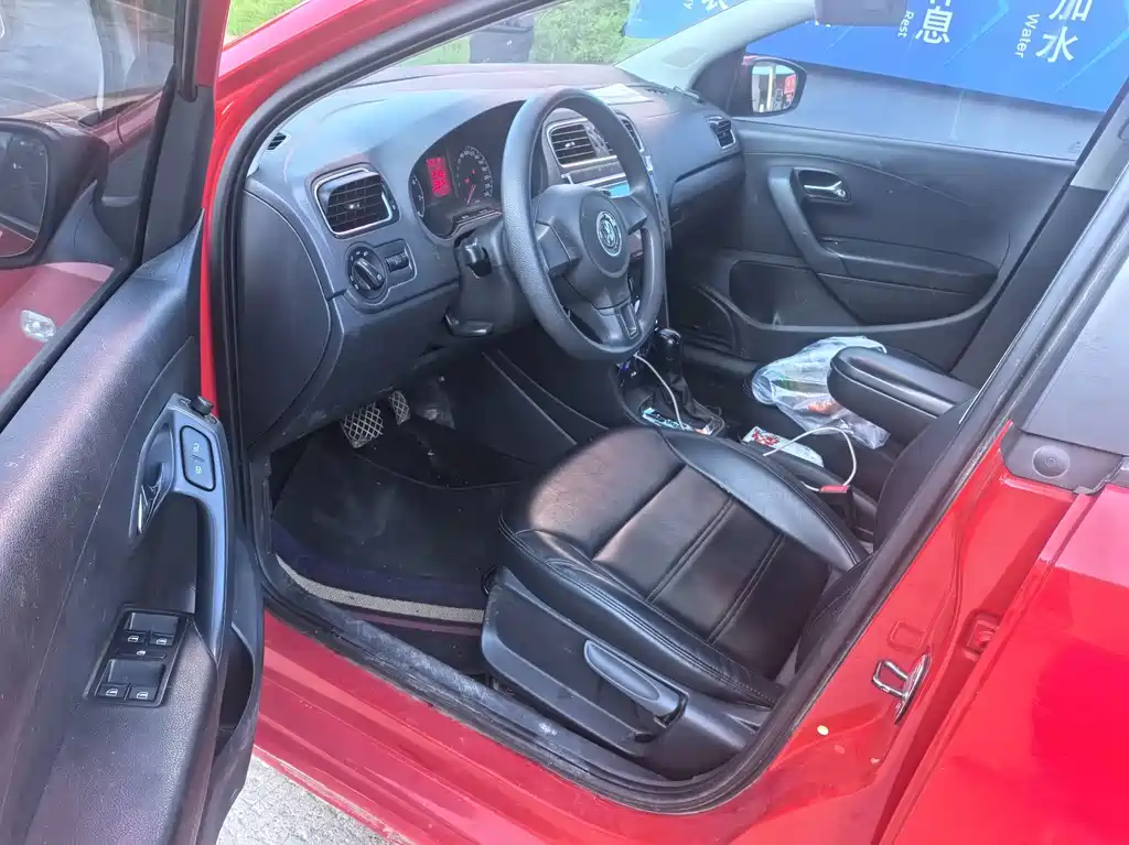 Volkswagen Polo 2014