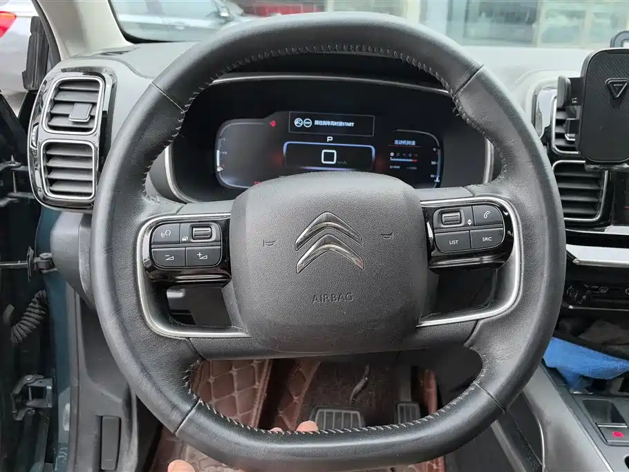 Citroen C5 AIRCROSS 2017 — фото 15