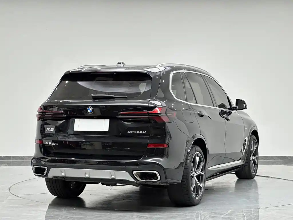 BMW X5 2025 — фото 8