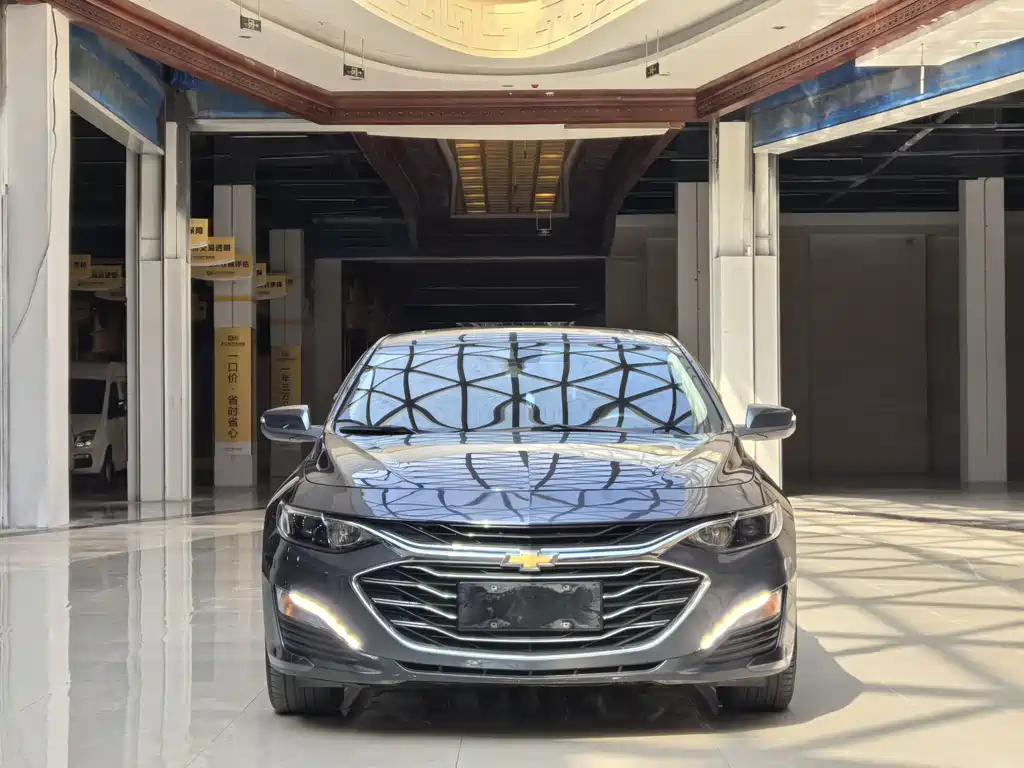 Chevrolet Malibu XL 2022 — фото 2