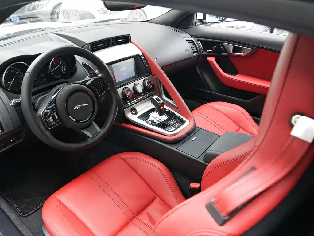 Jaguar F-TYPE 2017 — фото 4