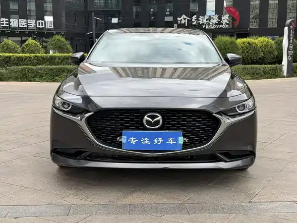 Mazda 3 Axela 2021