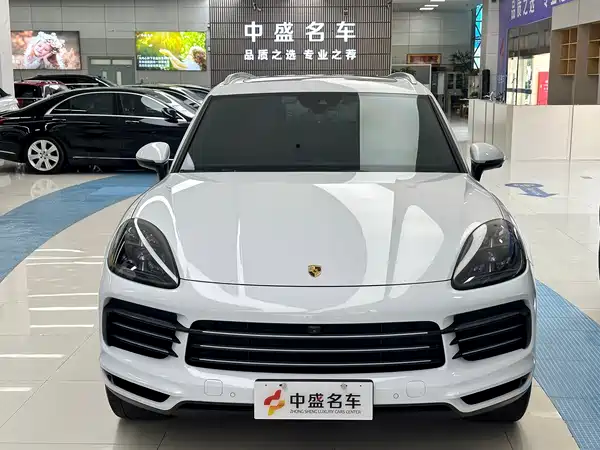Porsche Cayenne 2022