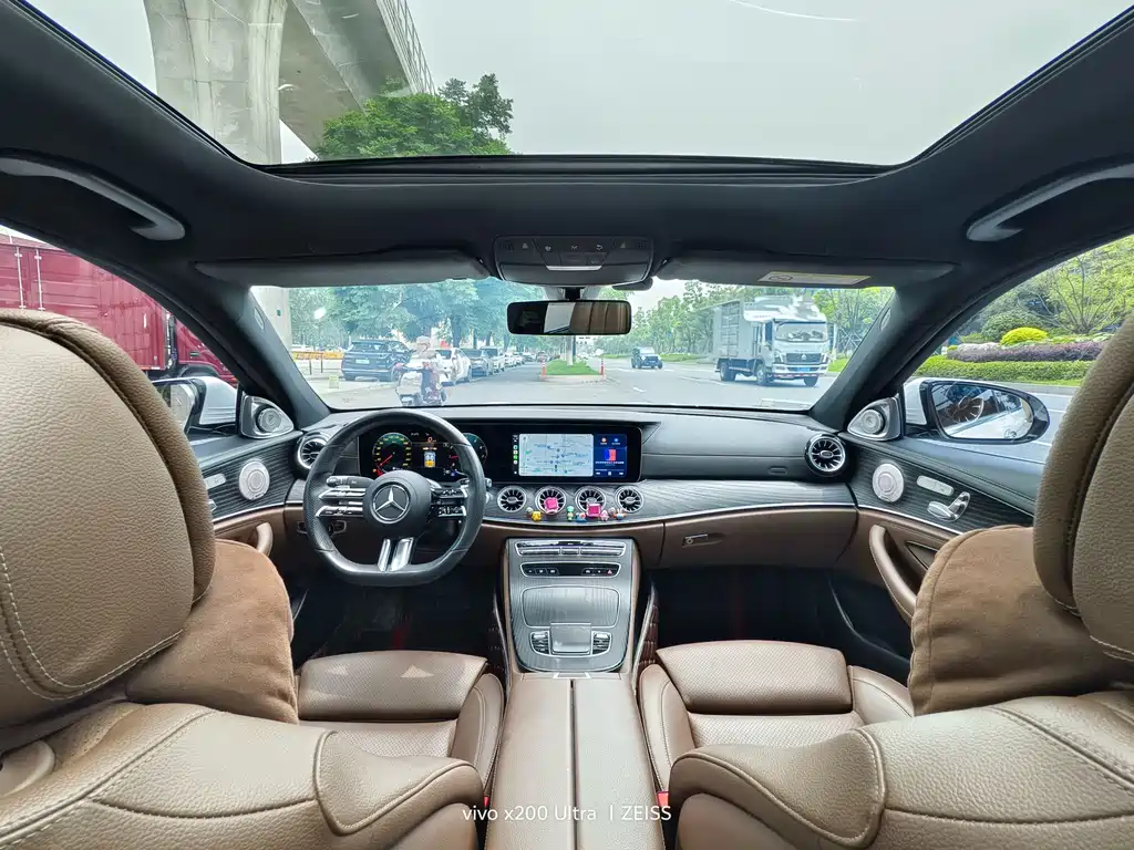 Mercedes-Benz E-Class 2022