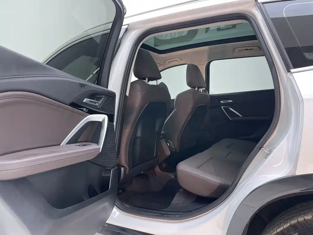 BMW X1 2023 — фото 16