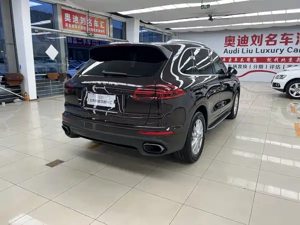 Porsche Cayenne 2016