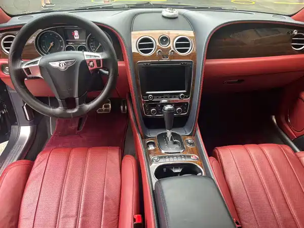 Bentley Flying Spur 2016