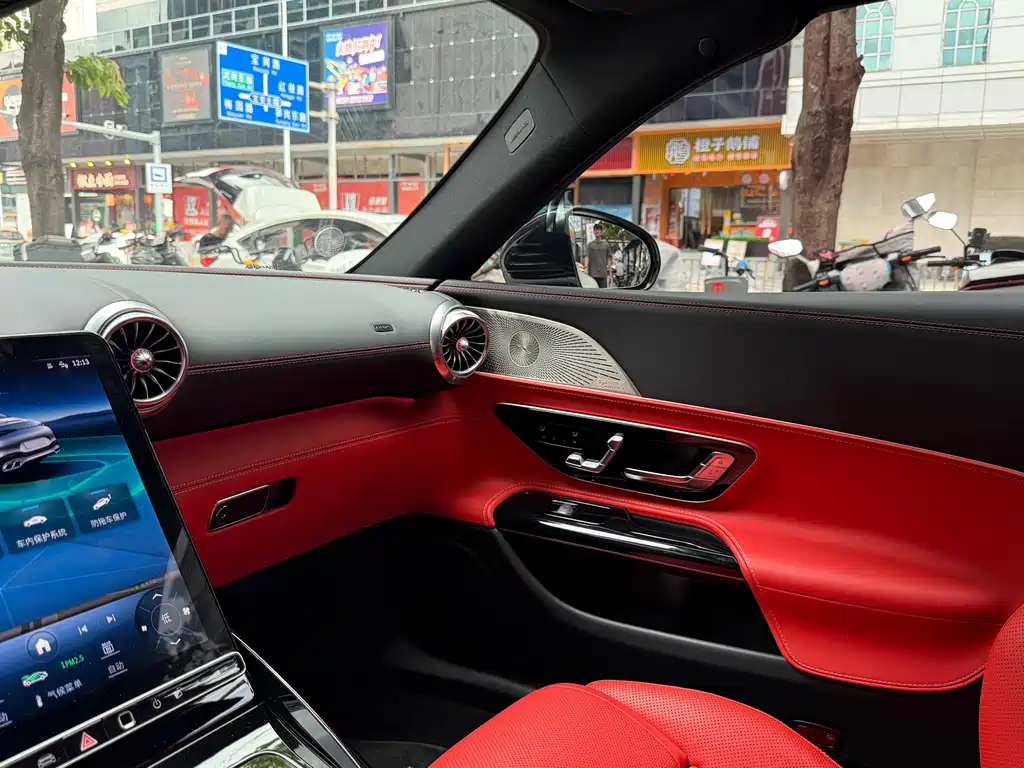 Mercedes-Benz Sl-Class AMG 2025 — фото 17