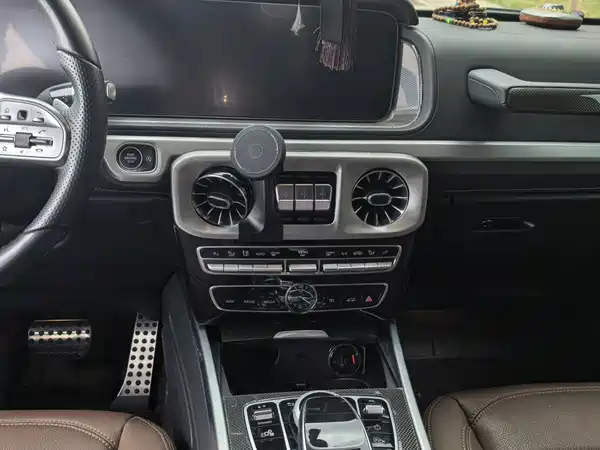 Mercedes-Benz G-Class 2023