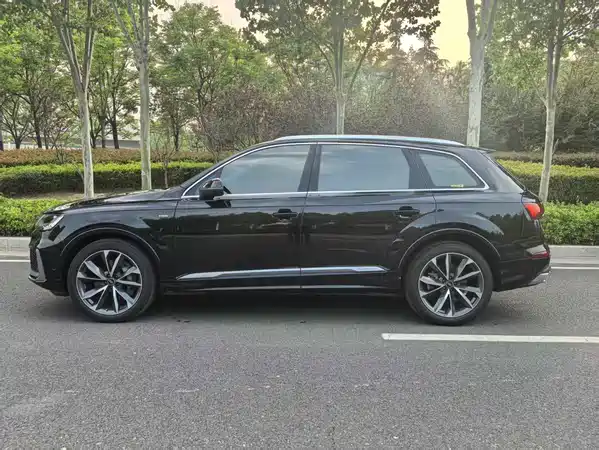 Audi Q7 2022