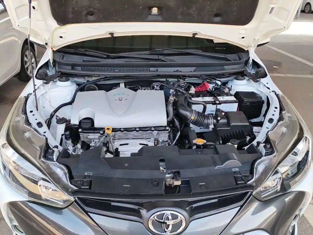 Toyota Yaris L 2018 — фото 20