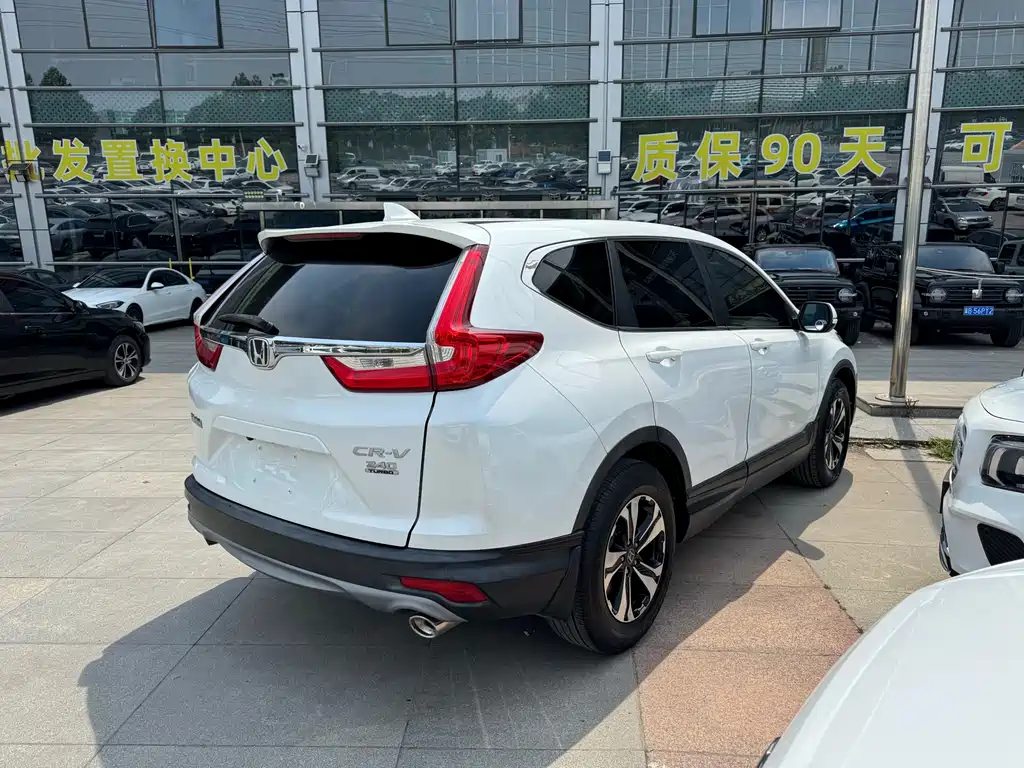 Honda CR-V 2018 — фото 12