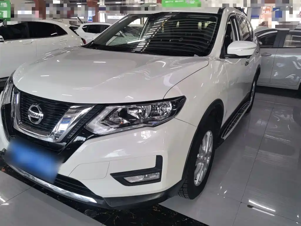 Nissan X-Trail 2018 — фото 1