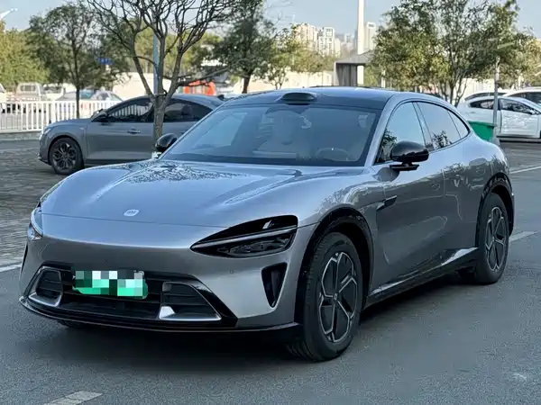 Xiaomi YU7 2025