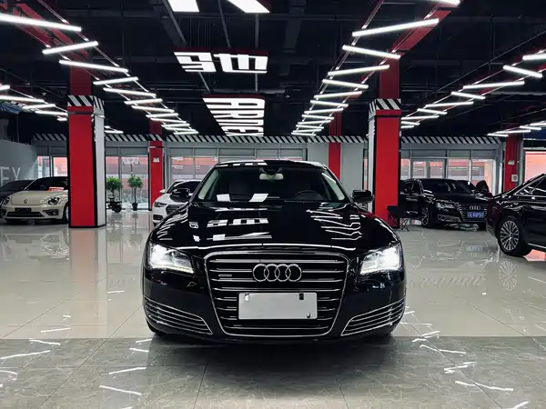 Audi A8 2011