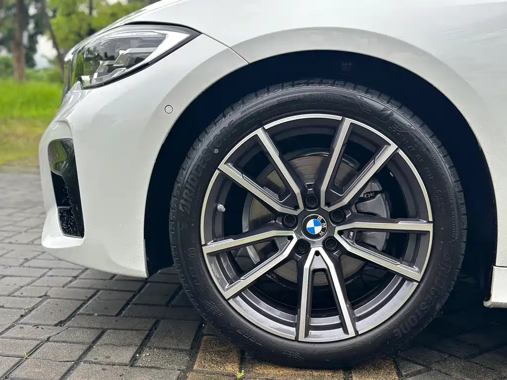 BMW 3 Series 2021 — фото 17