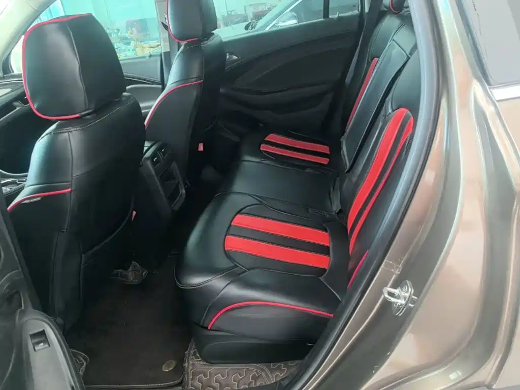 Buick Envision Plus 2018 — фото 17