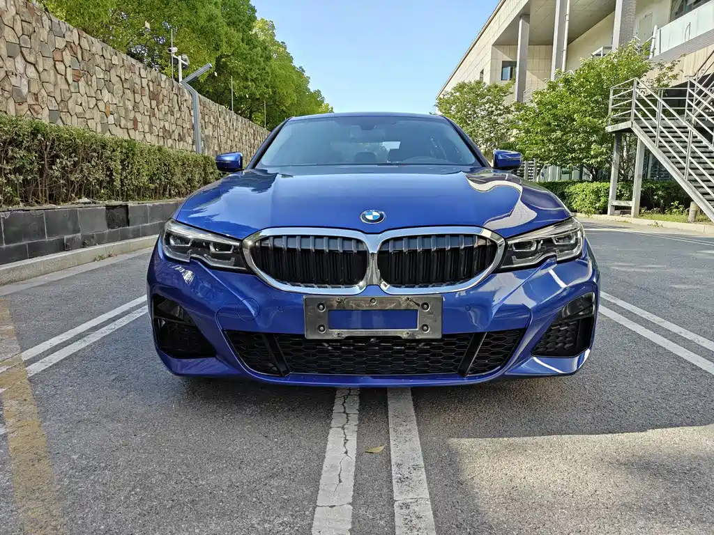 BMW 3 Series 2021 — фото 2