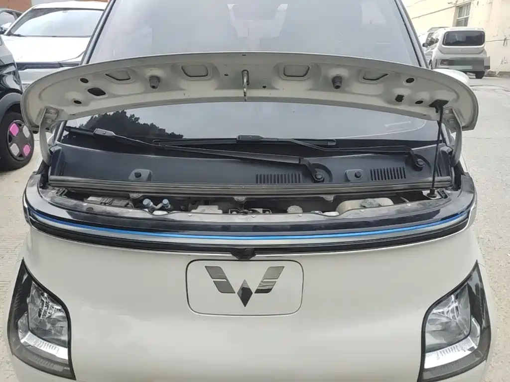 Wuling Air ev Clear Sky 2023 — фото 20