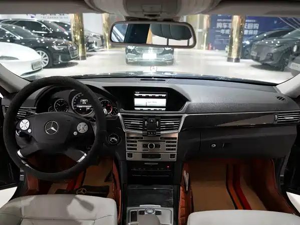 Mercedes-Benz E-Class 2013