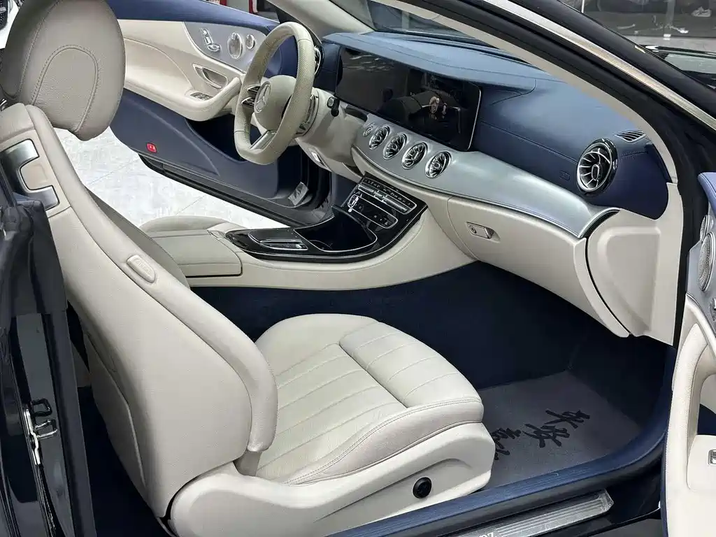 Mercedes-Benz E-Class 2023 — фото 4