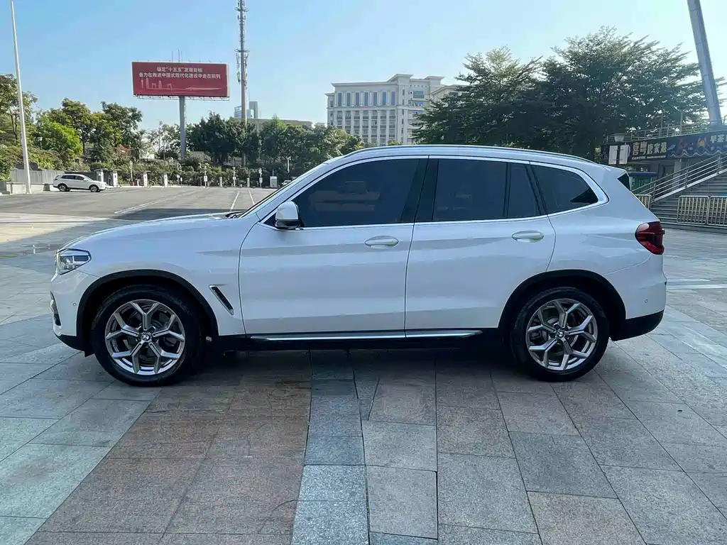 BMW X3 2019 — фото 4