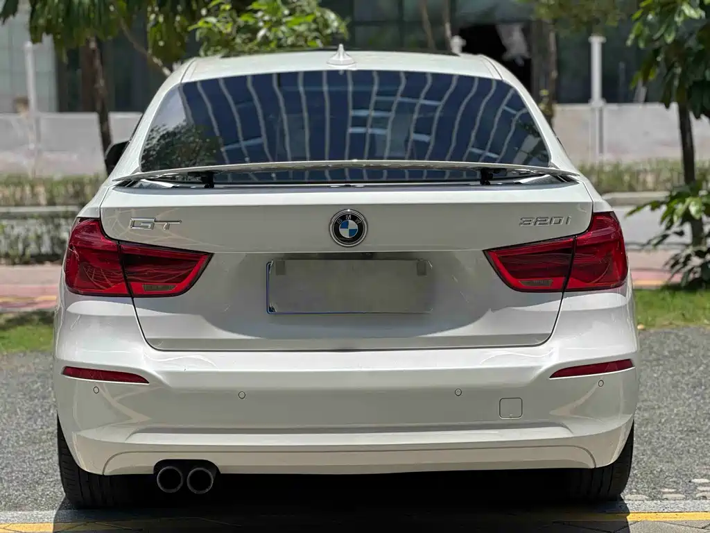 BMW 3 Series GT 2019 — фото 12