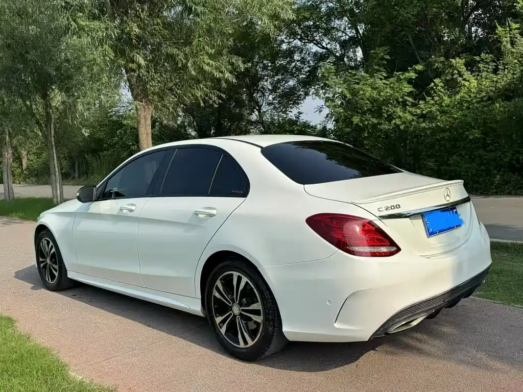 Mercedes-Benz C-Class 2017