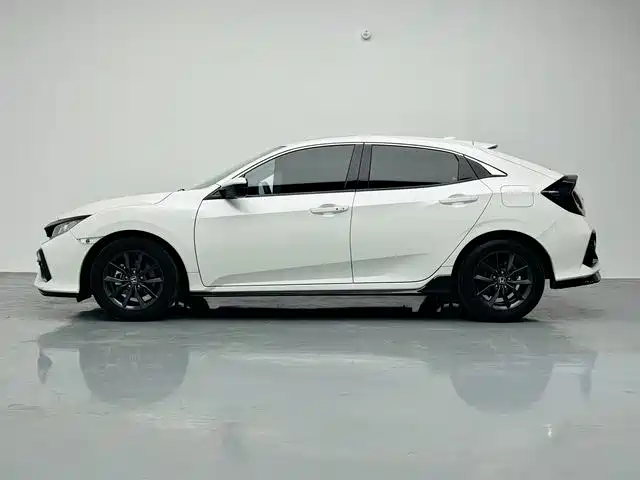 Honda Civic 2022 — фото 4