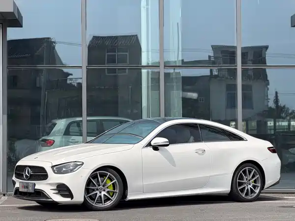 Mercedes-Benz E-Class 2021