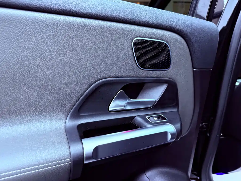 Mercedes-Benz GLB AMG 2021 — фото 17
