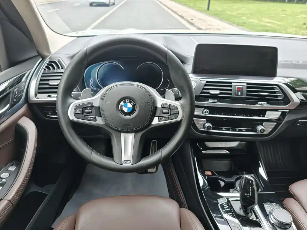 BMW X3 2019 — фото 9