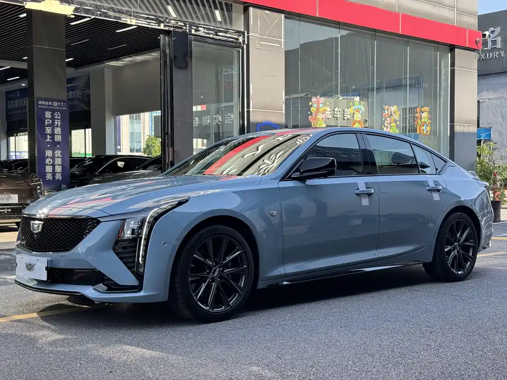 Cadillac CT5 2025 — фото 1
