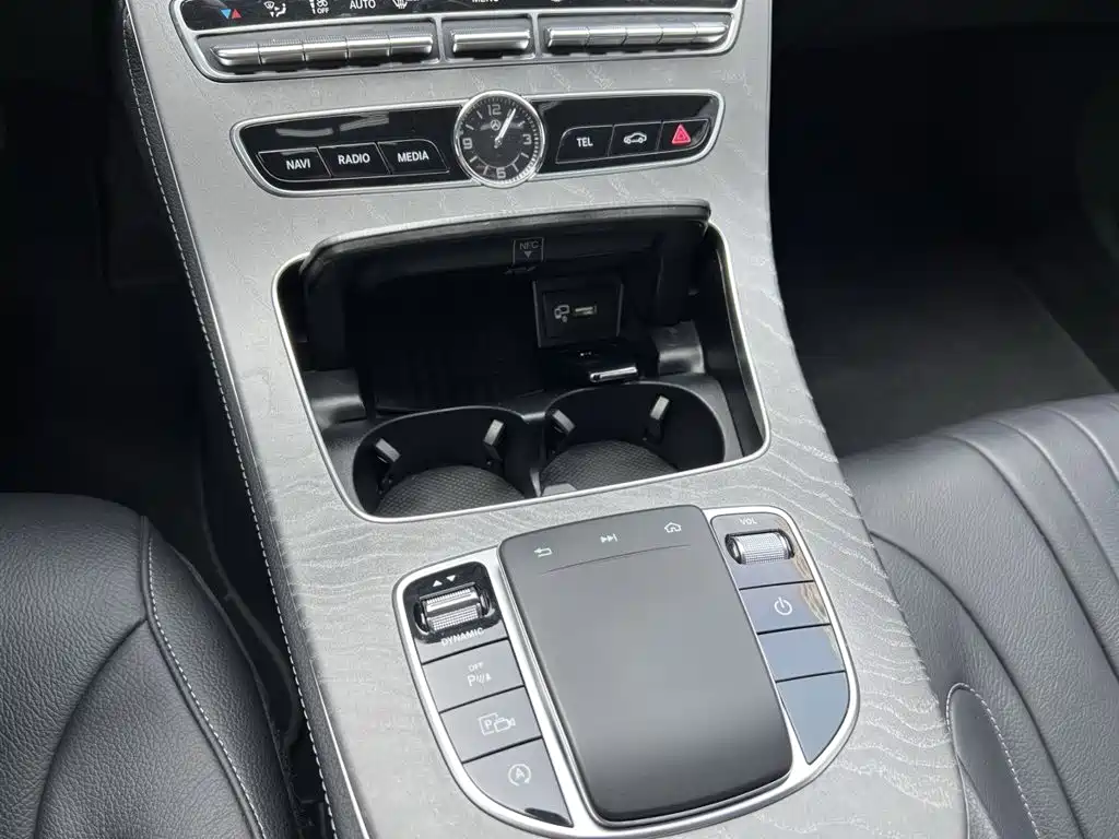 Mercedes-Benz CLS 2020 — фото 15