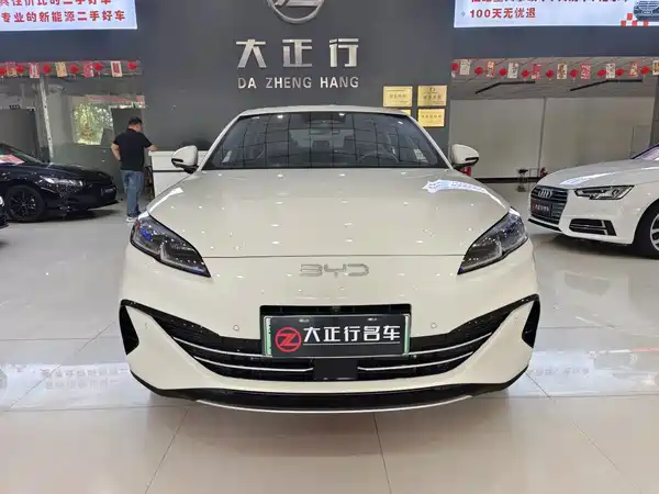 BYD Seal 06 2025