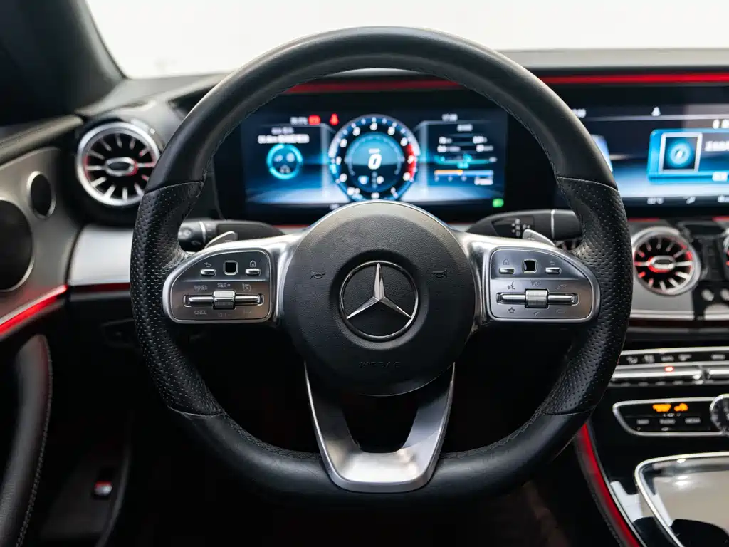 Mercedes-Benz E-Class 2019 — фото 12